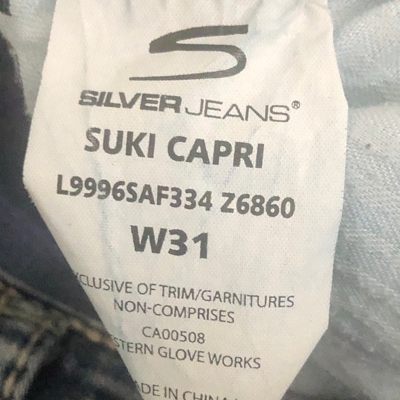 Womens Silver Suki Jeans. Capris. Size 32”. - Picture 7 of 8